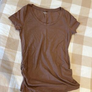Old Navy maternity tee